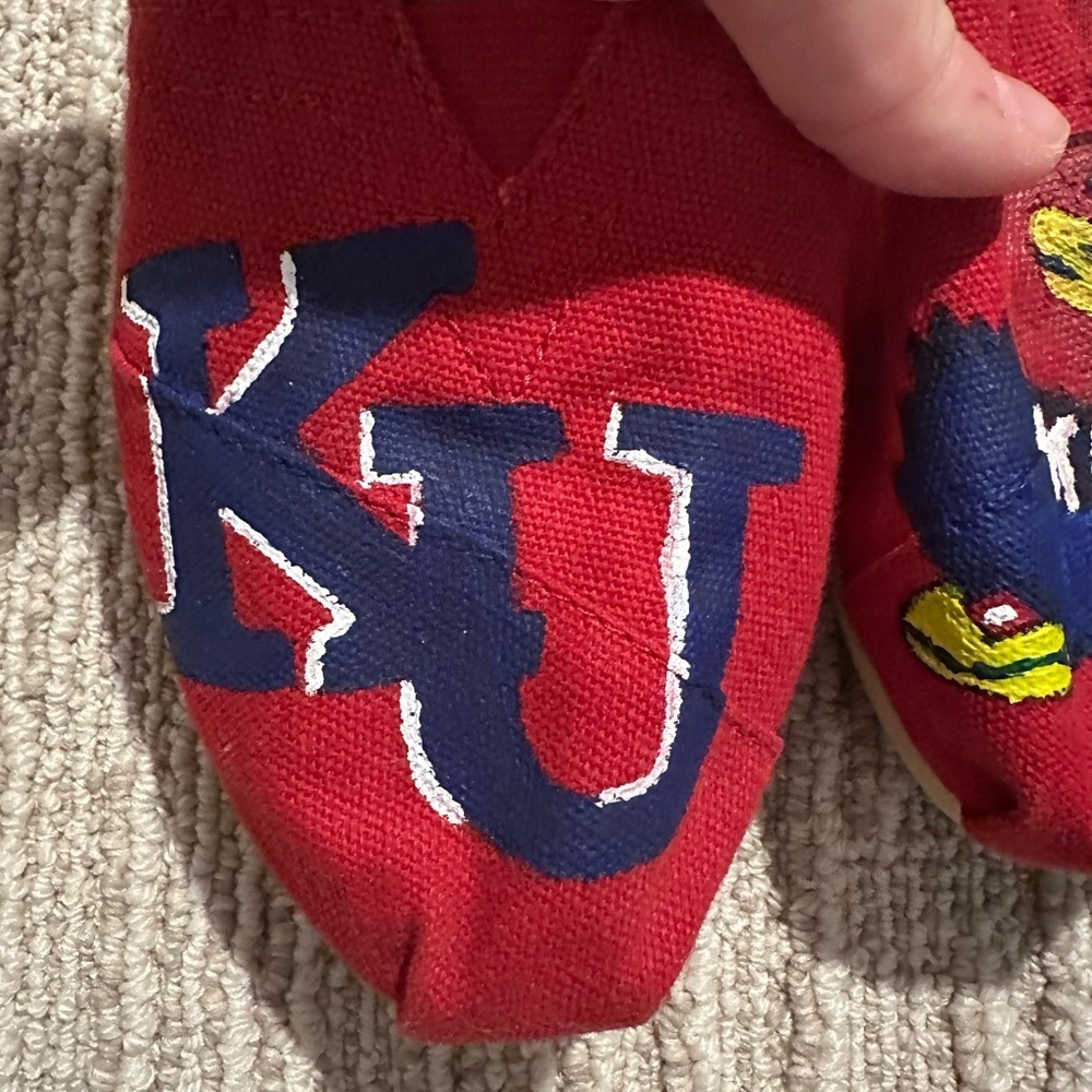 Hand Painted Red University Of Kansas Toms Shoes - Picture 3 of 7